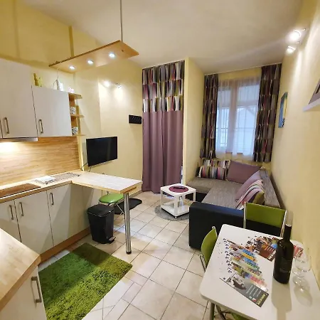 Apartment Apartman 466 *